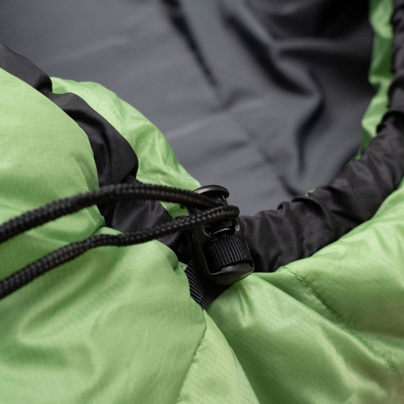 Alpinus Ultralight 850 sleeping bag 215 cm x 80 cm x 50 cm green AC18637 Left